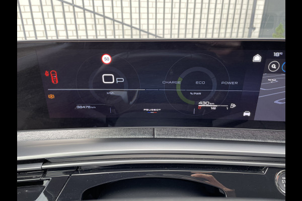 Peugeot 3008 136pk Hybrid GT First Edition (Elektrische Klep - Stoel-/- stuurverwarming - Adaptieve Cruise Controle - Camera - Keyless Entry