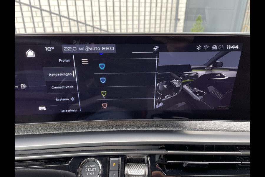 Peugeot 3008 136pk Hybrid GT First Edition (Elektrische Klep - Stoel-/- stuurverwarming - Adaptieve Cruise Controle - Camera - Keyless Entry