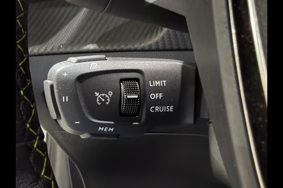 Peugeot 208 1.2 PureTech GT-Line | Navi | Carplay | Cruise control | Camera