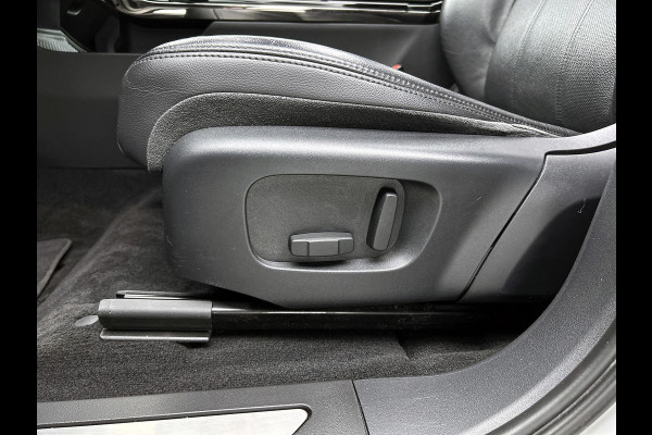 Land Rover Range Rover Evoque 2.0 P200 AWD S R-Dynamic (NL-auto, Goed OnderH, Panorama, Carplay, Camera, Stuur/StoelV, LaneA, Etc)