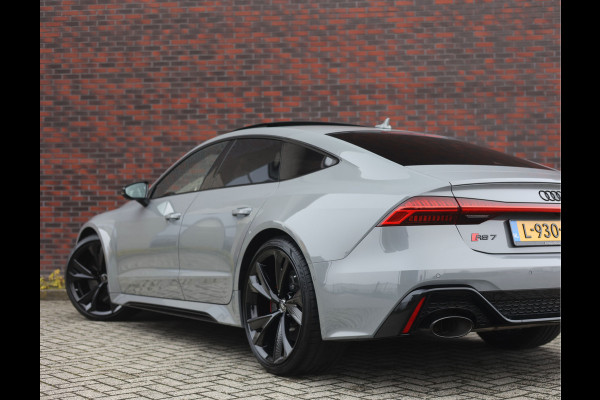 Audi RS7 4.0 TFSI Quattro | Dynamic Plus - Matrix - Rood Design pakket