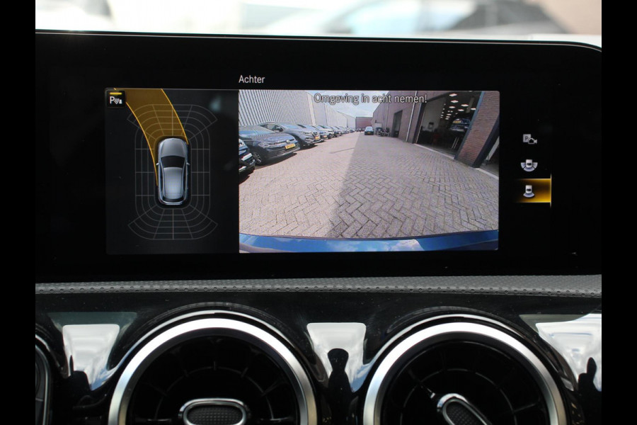 ✅ Mercedes-Benz A-klasse 200 163pk DCT Progressive | DEMO ! | Navigatie Parkeersensoren Camera Cruise Control Stoelverwarming Ledverlichting Climate Control