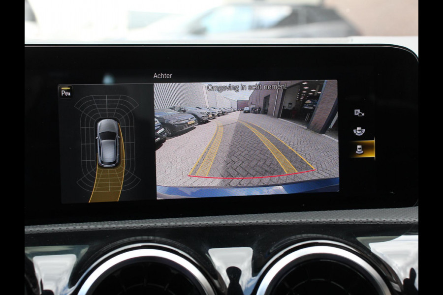 ✅ Mercedes-Benz A-klasse 200 163pk DCT Progressive | DEMO ! | Navigatie Parkeersensoren Camera Cruise Control Stoelverwarming Ledverlichting Climate Control