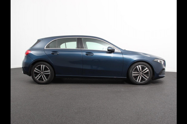 ✅ Mercedes-Benz A-klasse 200 163pk DCT Progressive | DEMO ! | Navigatie Parkeersensoren Camera Cruise Control Stoelverwarming Ledverlichting Climate Control