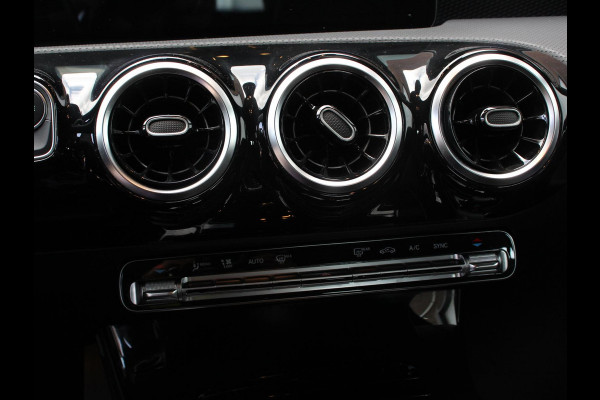 ✅ Mercedes-Benz A-klasse 200 163pk DCT Progressive | DEMO ! | Navigatie Parkeersensoren Camera Cruise Control Stoelverwarming Ledverlichting Climate Control