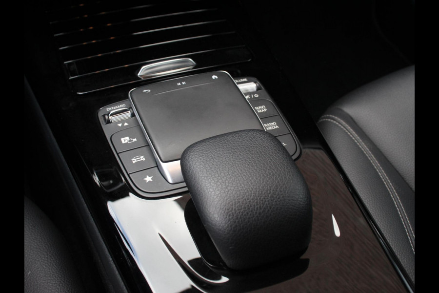 ✅ Mercedes-Benz A-klasse 200 163pk DCT Progressive | DEMO ! | Navigatie Parkeersensoren Camera Cruise Control Stoelverwarming Ledverlichting Climate Control