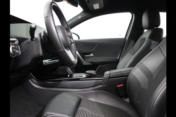 ✅ Mercedes-Benz A-klasse 200 163pk DCT Progressive | DEMO ! | Navigatie Parkeersensoren Camera Cruise Control Stoelverwarming Ledverlichting Climate Control