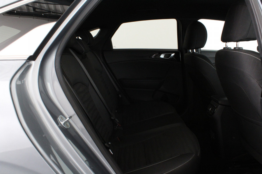 Kia ProCeed 1.5 T-GDi GT-Line 160pk Trekhaak afneembaar/All season banden/Camera