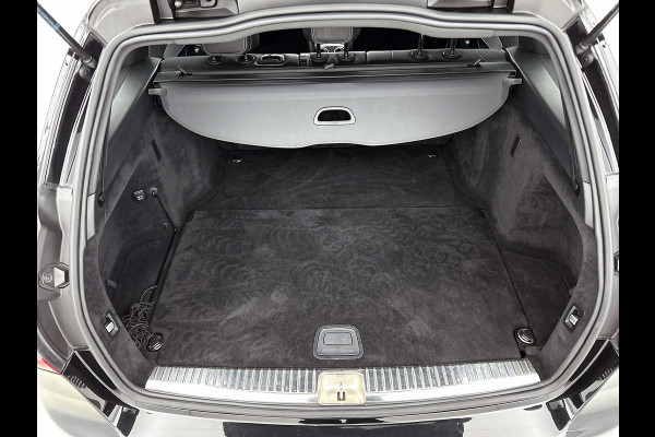 Mercedes-Benz C-Klasse Estate 250 AMG Edition(Goed onderH, Panorama Dak, Carplay, Trekhaak, Navi, PDC V+A,Etc)