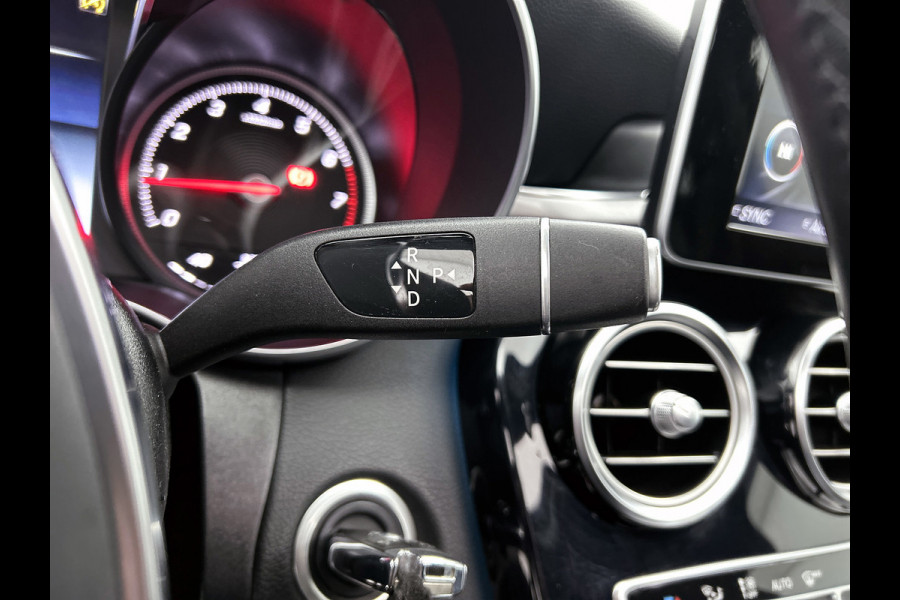 Mercedes-Benz C-Klasse Estate 250 AMG Edition(Goed onderH, Panorama Dak, Carplay, Trekhaak, Navi, PDC V+A,Etc)