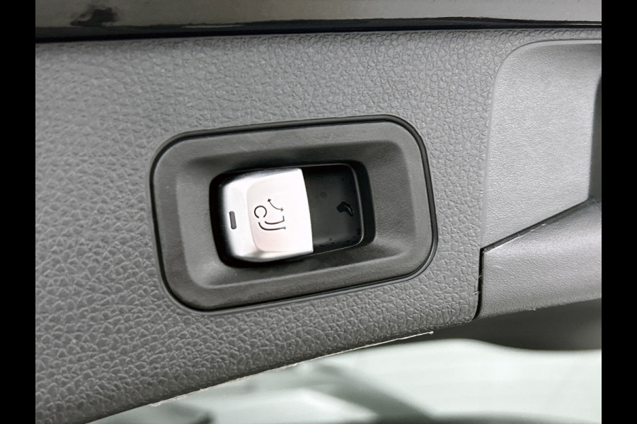 Mercedes-Benz C-Klasse Estate 250 AMG Edition(Goed onderH, Panorama Dak, Carplay, Trekhaak, Navi, PDC V+A,Etc)