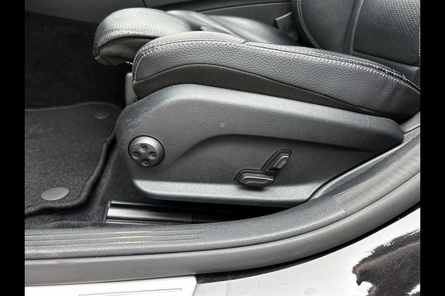 Mercedes-Benz C-Klasse Estate 250 AMG Edition(Goed onderH, Panorama Dak, Carplay, Trekhaak, Navi, PDC V+A,Etc)