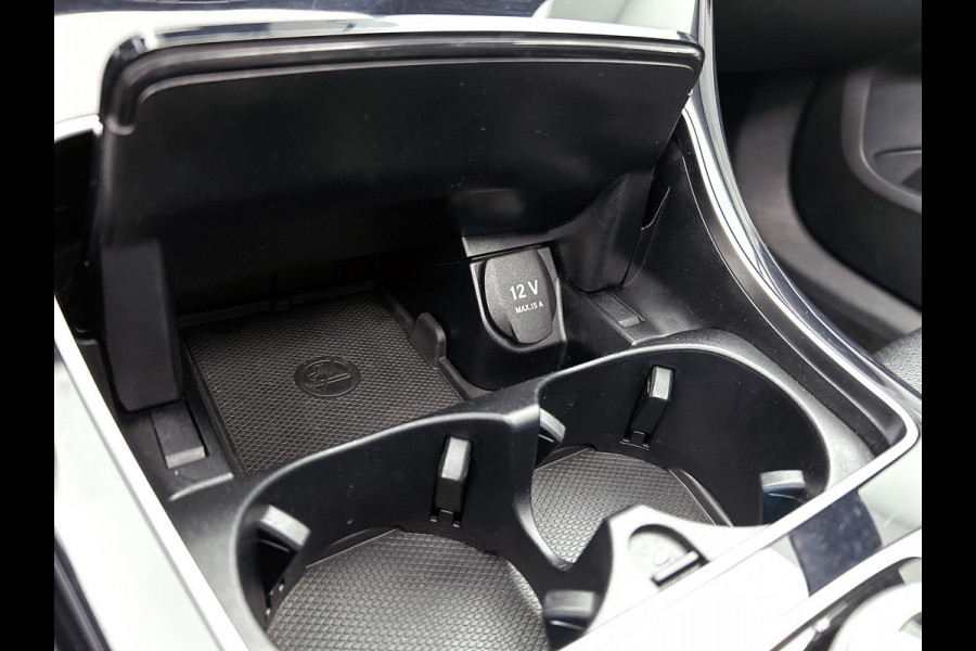 Mercedes-Benz C-Klasse Estate 250 AMG Edition(Goed onderH, Panorama Dak, Carplay, Trekhaak, Navi, PDC V+A,Etc)