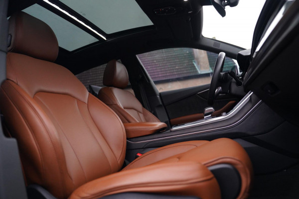 Audi Q8 55 TFSI quattro Pro Line Plus | Stoelverkoeling | Stuurverwarming | Luchtvering | Panorama | Adaptieve Cruise |