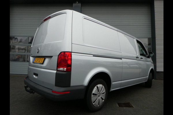 Volkswagen Transporter 2.0tdi L2, 110pk, Airco, Apple Carplay, Camera, PDC, Trekhaak.