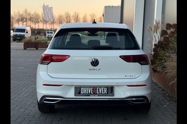 Volkswagen Golf 1.4 eHybrid M22 SFEER NAVI CAMERA PDC IQ LIGHT LED