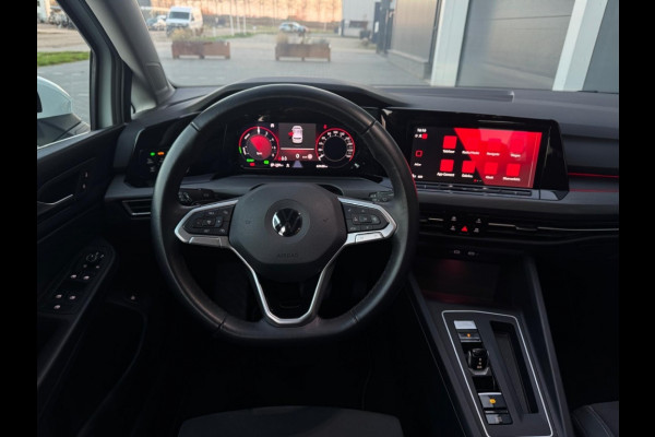 Volkswagen Golf 1.4 eHybrid M22 SFEER NAVI CAMERA PDC IQ LIGHT LED