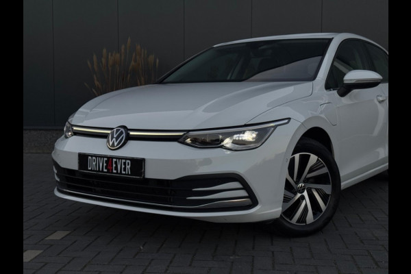Volkswagen Golf 1.4 eHybrid M22 SFEER NAVI CAMERA PDC IQ LIGHT LED