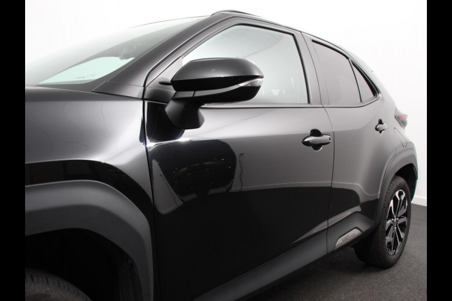 Toyota Yaris Cross 1.5 Hybrid 115 pk Automaat Style Comfort | Navigatie | Apple carplay/Android Auto | Camera | Dab | Full Led | Parkeer sensoren | Climate Control | Lichtmetalen velgen