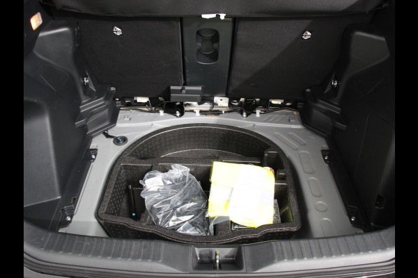 Toyota Yaris Cross 1.5 Hybrid 115 pk Automaat Style Comfort | Navigatie | Apple carplay/Android Auto | Camera | Dab | Full Led | Parkeer sensoren | Climate Control | Lichtmetalen velgen