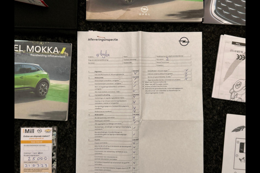 Opel Mokka-e Ultimate 50-kWh 11kw bl. Trekhaak Carplay Camera Adaptieve Cruise Control Stuur/Stoel Verwarming