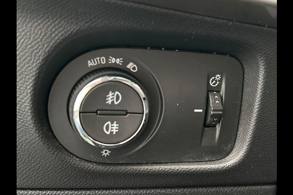 Opel Mokka-e Ultimate 50-kWh 11kw bl. Trekhaak Carplay Camera Adaptieve Cruise Control Stuur/Stoel Verwarming