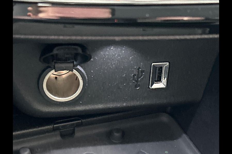 Opel Mokka-e Ultimate 50-kWh 11kw bl. Trekhaak Carplay Camera Adaptieve Cruise Control Stuur/Stoel Verwarming