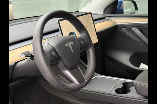 Tesla Model Y Long Range AWD 75 kWh FSD Dual Motor Autopilot