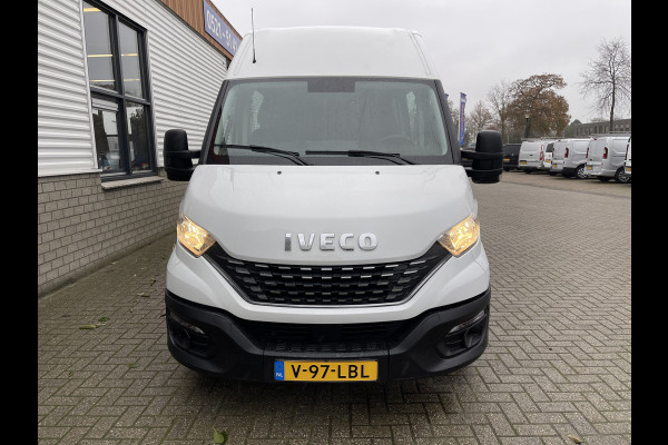 Iveco Daily 35S14V 2.3 410 L4H2 automaat / dubbel cabine 7 persoons / vaste prijs rijklaar € 29.950 ex btw / lease €/ cruise en climate control / trekhaak 3500 kg / euro 6 / bpm vrij