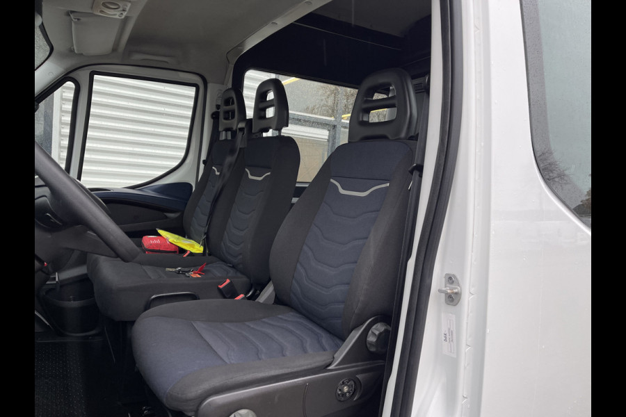 Iveco Daily 35S14V 2.3 410 L4H2 automaat / dubbel cabine 7 persoons / vaste prijs rijklaar € 29.950 ex btw / lease €/ cruise en climate control / trekhaak 3500 kg / euro 6 / bpm vrij