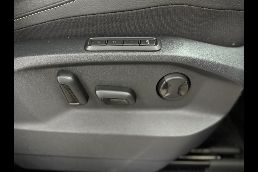 Volkswagen Tiguan 1.5 TSI R-Line | Vol leer | Harman/Kardon | HUD | Navi | Memory | Adaptive Cruise | DAB | Carplay | 20' inch