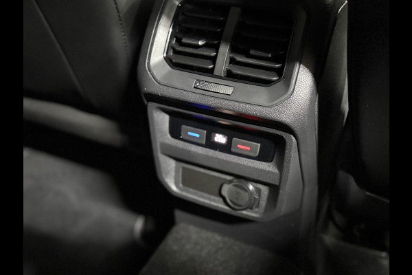 Volkswagen Tiguan 1.5 TSI R-Line | Vol leer | Harman/Kardon | HUD | Navi | Memory | Adaptive Cruise | DAB | Carplay | 20' inch