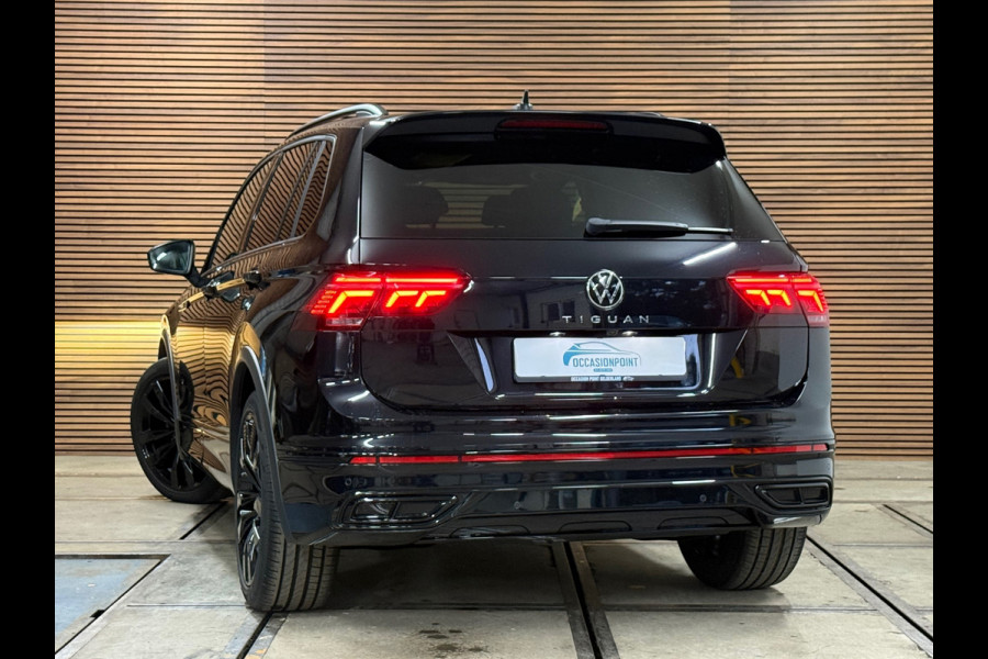 Volkswagen Tiguan 1.5 TSI R-Line | Vol leer | Harman/Kardon | HUD | Navi | Memory | Adaptive Cruise | DAB | Carplay | 20' inch