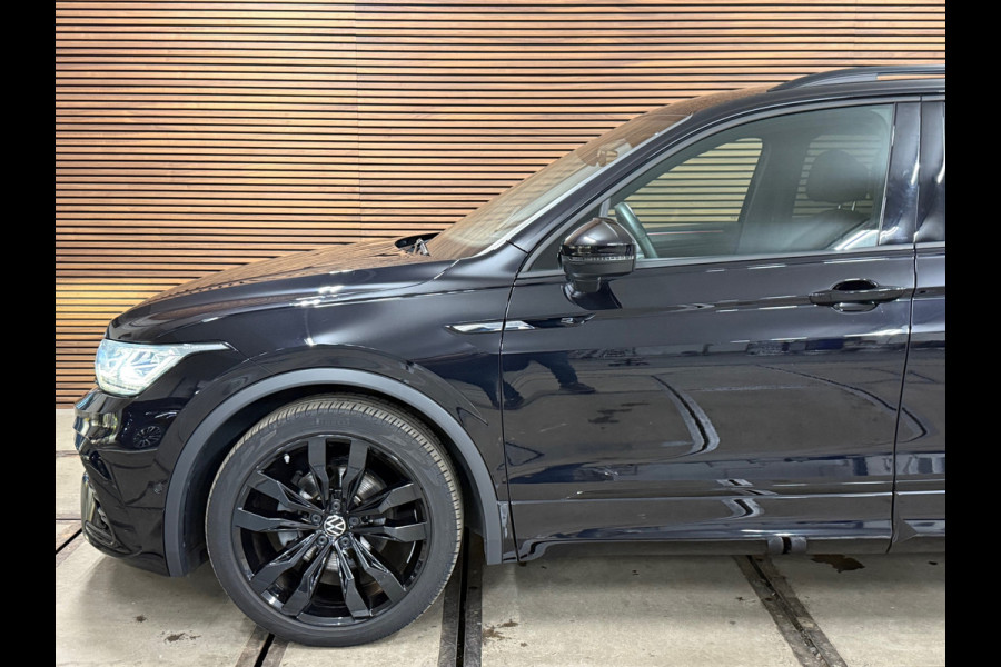 Volkswagen Tiguan 1.5 TSI R-Line | Vol leer | Harman/Kardon | HUD | Navi | Memory | Adaptive Cruise | DAB | Carplay | 20' inch