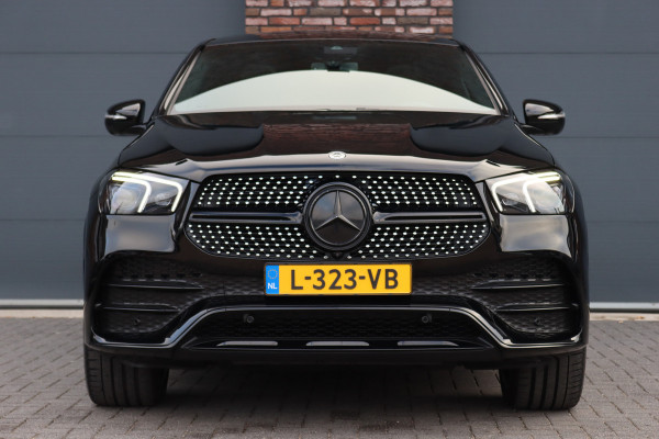 Mercedes-Benz GLE Coupé 350 d 4MATIC AMG Line | Luchtvering | Burmester | Panoramadak | Trekhaak | Surround Camera | Dodehoekassistent | Multibeam LED | Bekerhouder verwarmd |