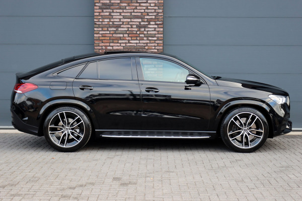 Mercedes-Benz GLE Coupé 350 d 4MATIC AMG Line | Luchtvering | Burmester | Panoramadak | Trekhaak | Surround Camera | Dodehoekassistent | Multibeam LED | Bekerhouder verwarmd |