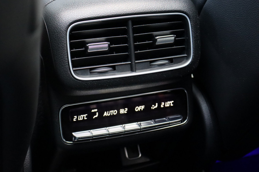 Mercedes-Benz GLE Coupé 350 d 4MATIC AMG Line | Luchtvering | Burmester | Panoramadak | Trekhaak | Surround Camera | Dodehoekassistent | Multibeam LED | Bekerhouder verwarmd |