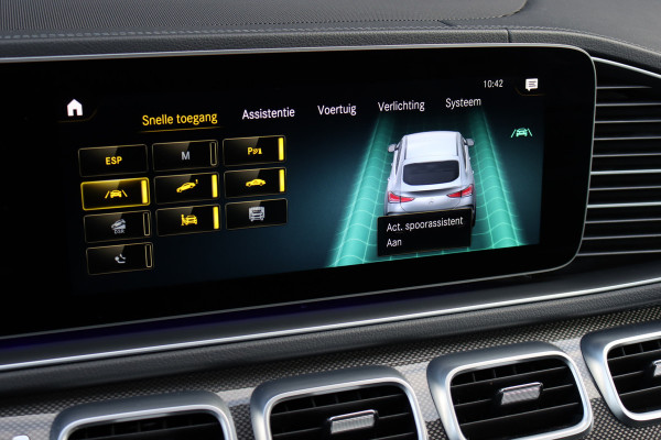 Mercedes-Benz GLE Coupé 350 d 4MATIC AMG Line | Luchtvering | Burmester | Panoramadak | Trekhaak | Surround Camera | Dodehoekassistent | Multibeam LED | Bekerhouder verwarmd |