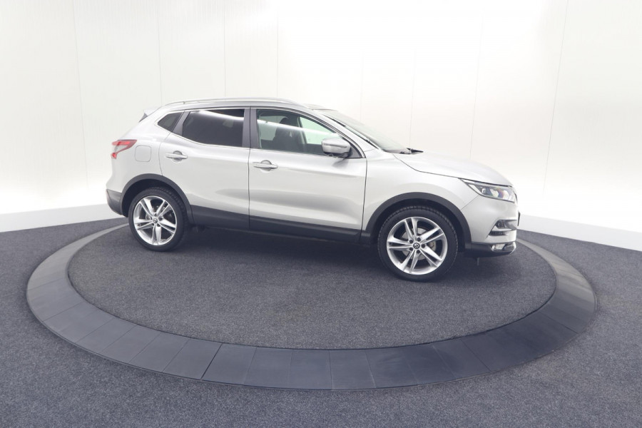 Nissan QASHQAI DIG-T 140pk N-Motion | Trekhaak | 360 Camera | Apple Carplay | Panoramadak