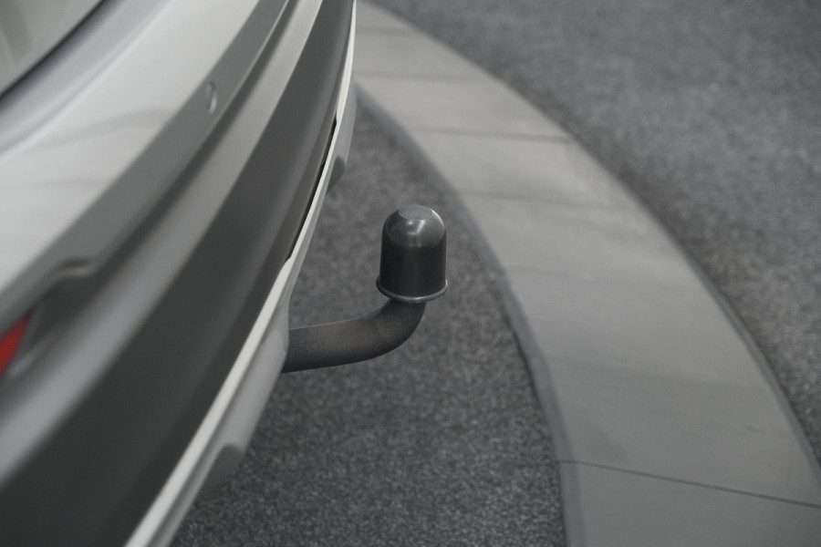 Nissan QASHQAI DIG-T 140pk N-Motion | Trekhaak | 360 Camera | Apple Carplay | Panoramadak