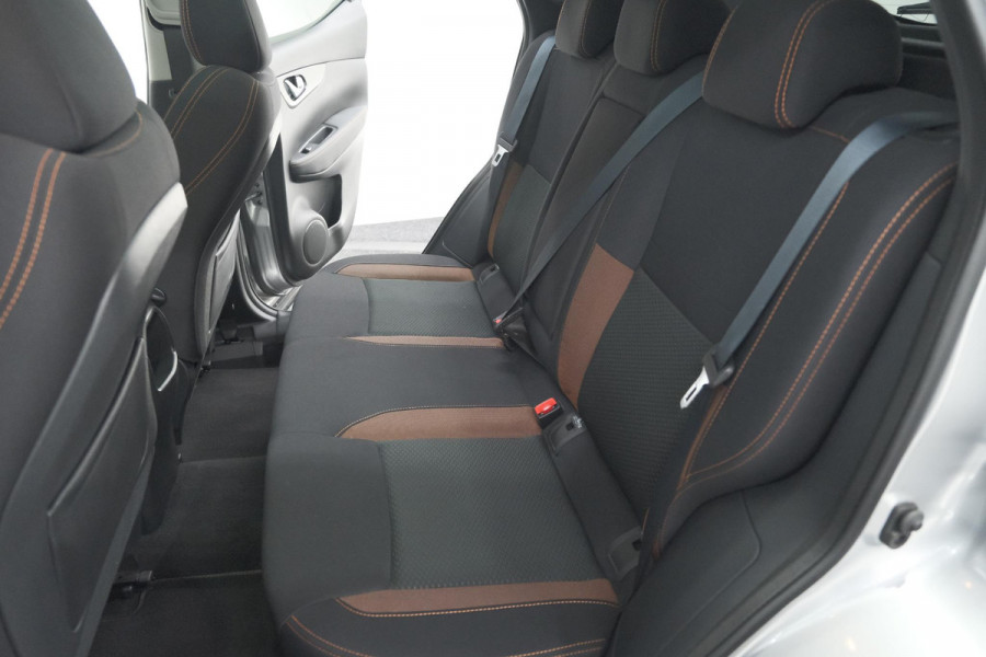 Nissan QASHQAI DIG-T 140pk N-Motion | Trekhaak | 360 Camera | Apple Carplay | Panoramadak