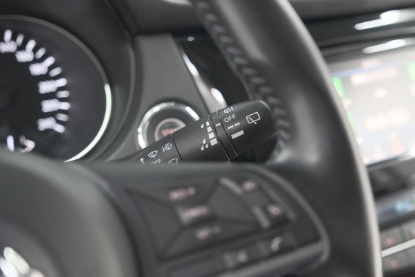 Nissan QASHQAI DIG-T 140pk N-Motion | Trekhaak | 360 Camera | Apple Carplay | Panoramadak