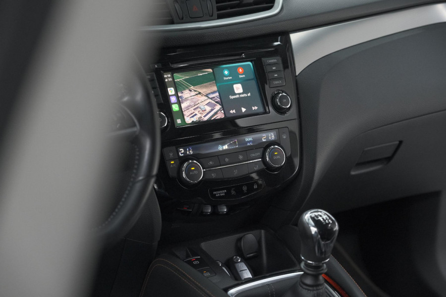 Nissan QASHQAI DIG-T 140pk N-Motion | Trekhaak | 360 Camera | Apple Carplay | Panoramadak