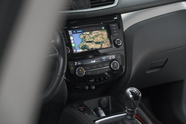 Nissan QASHQAI DIG-T 140pk N-Motion | Trekhaak | 360 Camera | Apple Carplay | Panoramadak