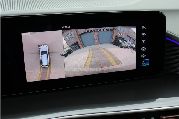 Mercedes-Benz EQC 400 4MATIC AMG Line 80 kWh | ex BTW € 36.500,- | Schuifdak | Distronic+ | Memory | Verwarmd Stuurwiel | Surround Camera | Leder | Keyless Go | Augmented Reality | Voorklimatisering |