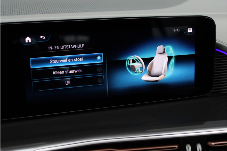 Mercedes-Benz EQC 400 4MATIC AMG Line 80 kWh | ex BTW € 36.500,- | Schuifdak | Distronic+ | Memory | Verwarmd Stuurwiel | Surround Camera | Leder | Keyless Go | Augmented Reality | Voorklimatisering |