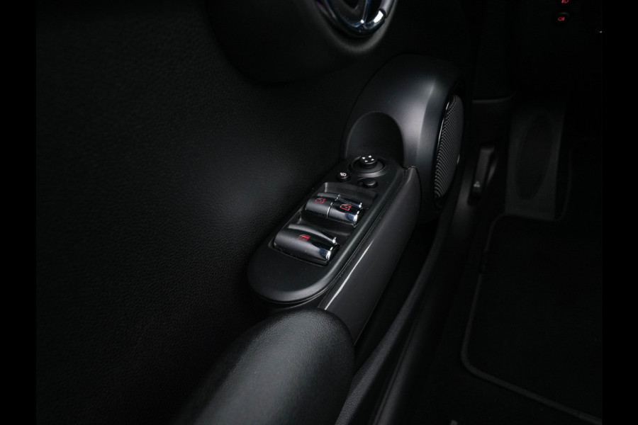 MINI Cabrio 1.5 Cooper Chili *LUXURY-LEATHER | FULL-LED | HEATED-SPORTSEATS | KEYLESS | NAVI-FULLMAP | ECC | PDC | CRUISE | AMBIENT-LIGHT | AIRSCARF | 18''ALU*