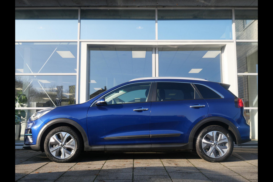 Kia e-Niro DynamicPlusLine 64 kWh | Cruise | Clima | Camera | Carplay | Navi | keyless | stoel-stuurverwarming | Schuif-kanteldak |