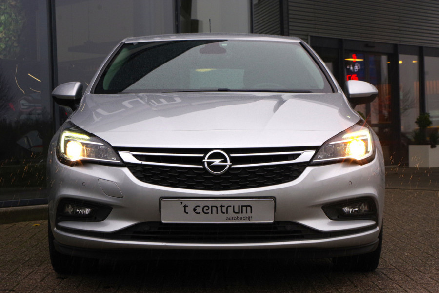 Opel Astra 1.0 Turbo 105 PK 120 Jaar Edition, Climate Control, Navigatie