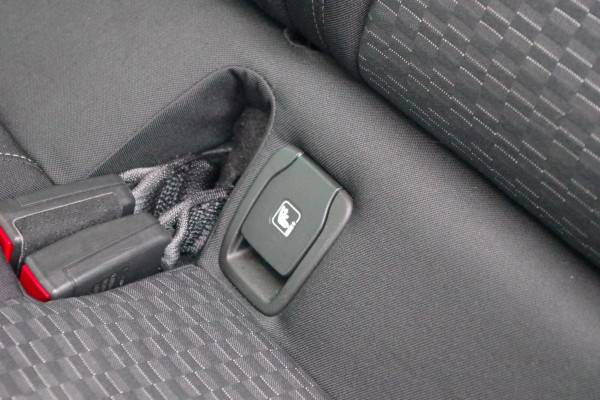 Opel Astra 1.0 Turbo 105 PK 120 Jaar Edition, Climate Control, Navigatie